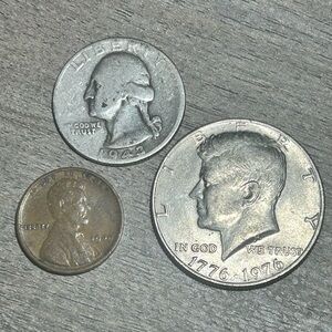 3 Coin Lot: 1943 P 90% Silver Washington Quarter, 1909 VDB Penny, 1976 Kennedy
